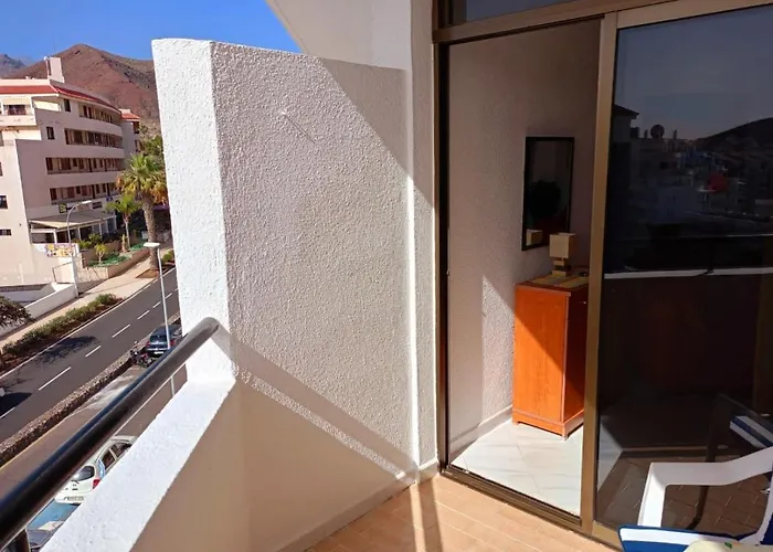 Summerland Apartment